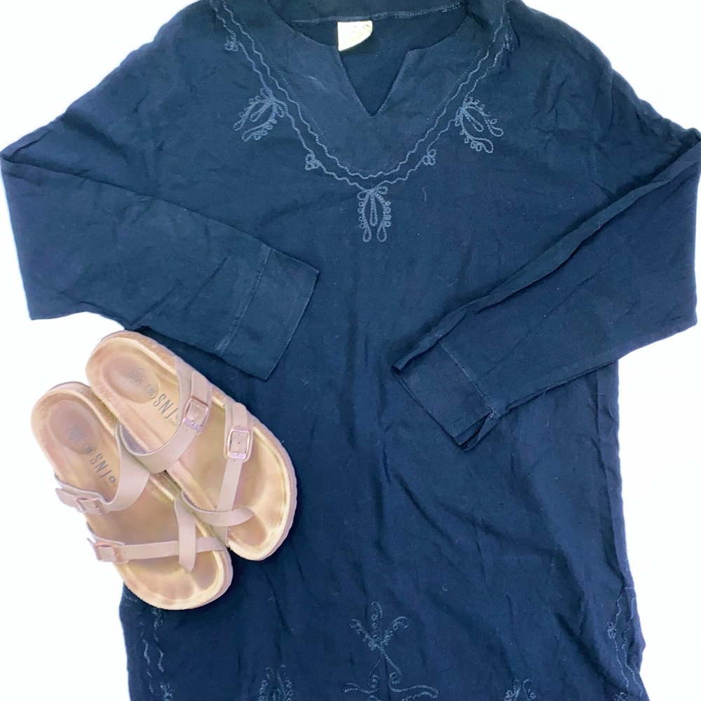 Black Embroidered Dress by Spicy Bambú